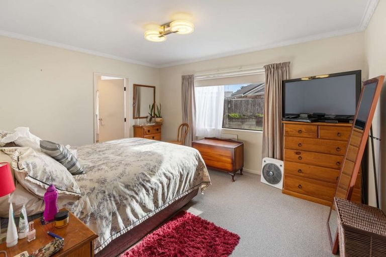 Photo of property in 1 Waharua Place, Tawhero, Whanganui, 4501