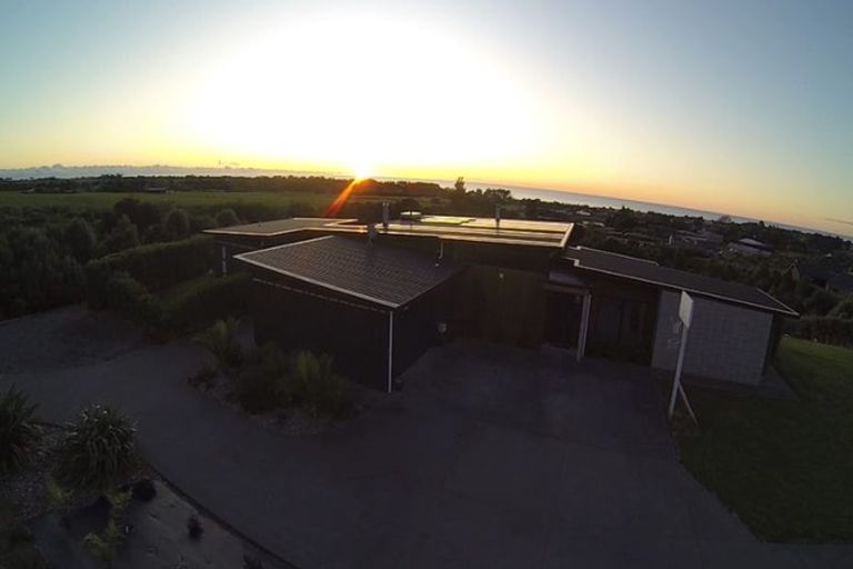 Photo of property in 6 Ekuarangi Place, Kaitake, New Plymouth, 4374