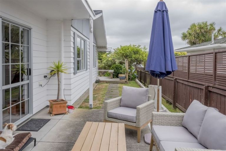 Photo of property in 8 Regal Street, Levin, 5510