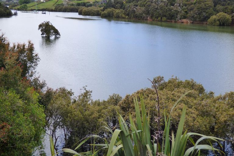 Photo of property in 66 Mission Road, Kerikeri, 0230