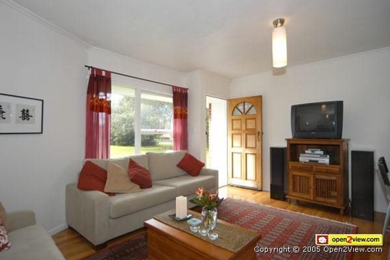 Photo of property in 3112/110 East Coast Road, Forrest Hill, Auckland, 0620