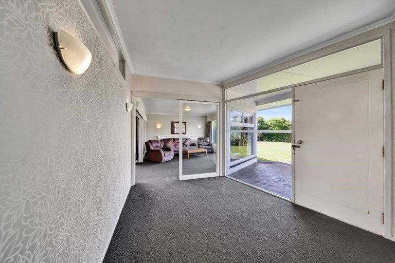 Photo of property in 161 South Road, Hawera, 4610