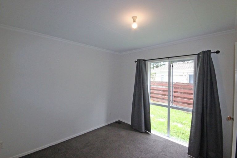 Photo of property in 60 Newton Place, Westbrook, Palmerston North, 4412