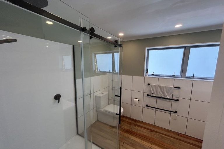 Photo of property in 29 Kiriwai Road, Paremata, Porirua, 5024