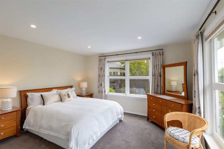 Photo of property in 40 Wai-iti Terrace, Burnside, Christchurch, 8052