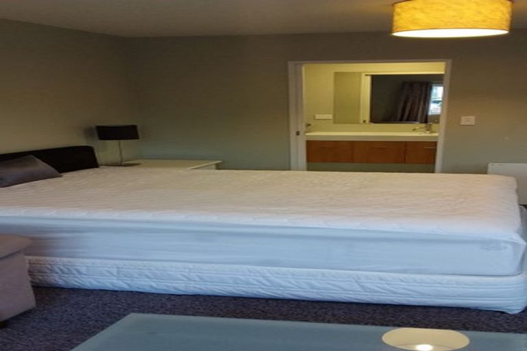 Photo of property in 663 George Street, North Dunedin, Dunedin, 9016