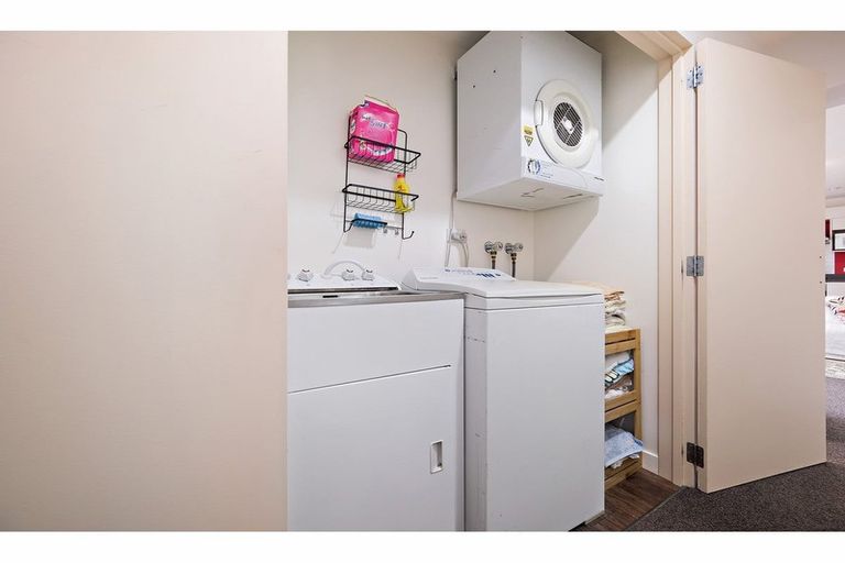 Photo of property in 1/30 Mathesons Road, Phillipstown, Christchurch, 8011