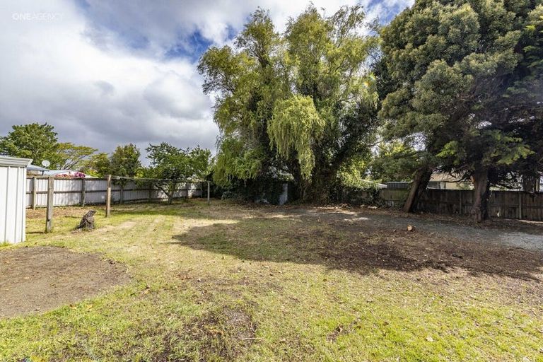 Photo of property in 11 Channel Place, Aranui, Christchurch, 8061