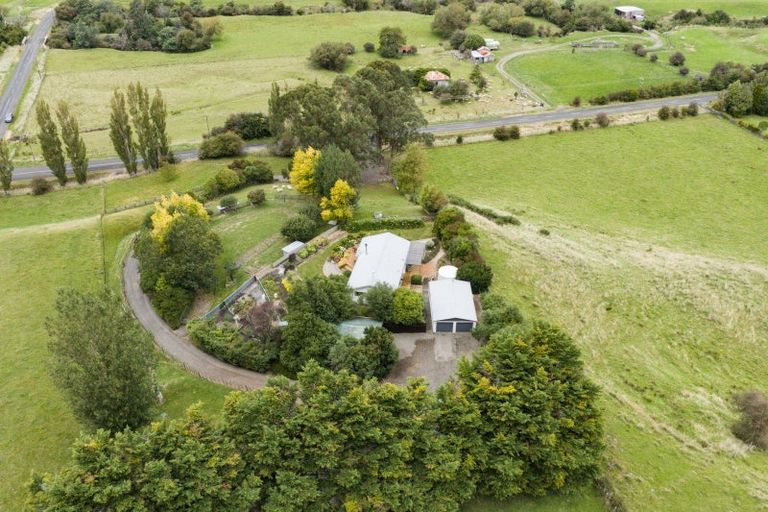 Photo of property in 1141 Makino Road, Halcombe, Feilding, 4777