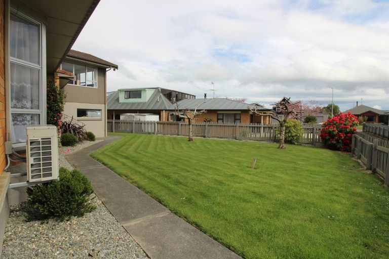 Photo of property in 6 Hamilton Avenue, Winton, 9720