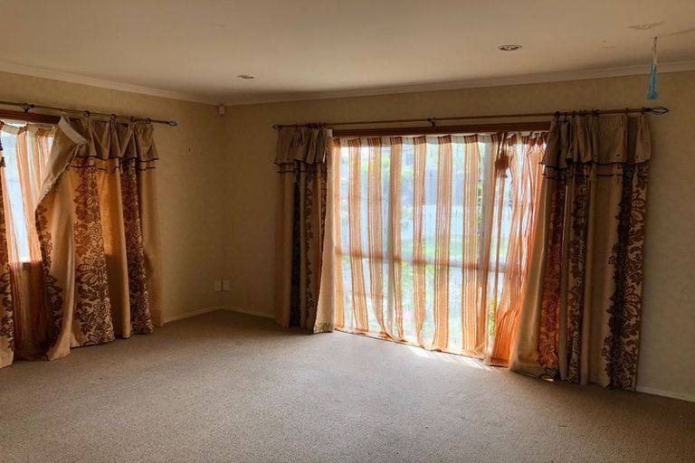 Photo of property in 134 Gracechurch Drive, Flat Bush, Auckland, 2016