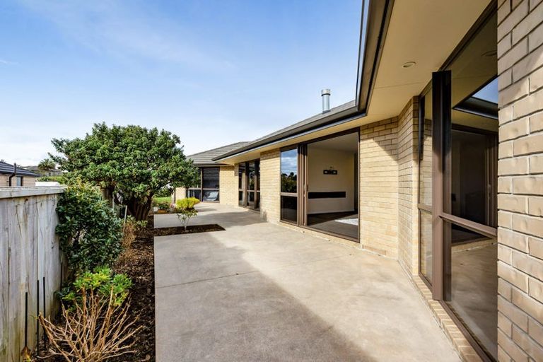 Photo of property in 72 Dillon Drive, Bell Block, New Plymouth, 4312