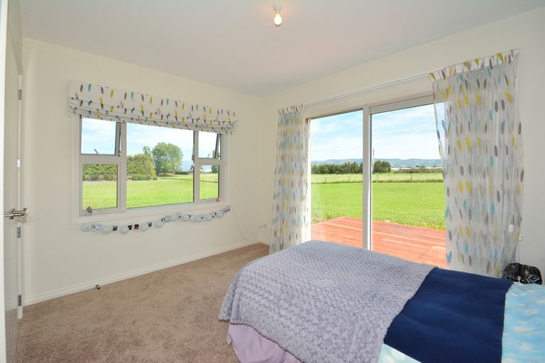 Photo of property in 100 Wingatui Road, Mosgiel, 9024