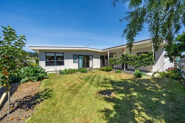 Photo of property in 6 Seattle Grove, Totara Park, Upper Hutt, 5018