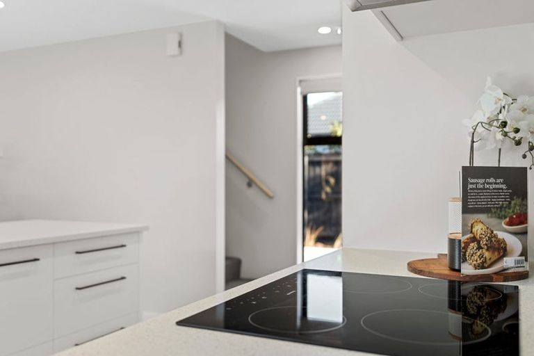 Photo of property in 24d Halliwell Avenue, Papanui, Christchurch, 8052