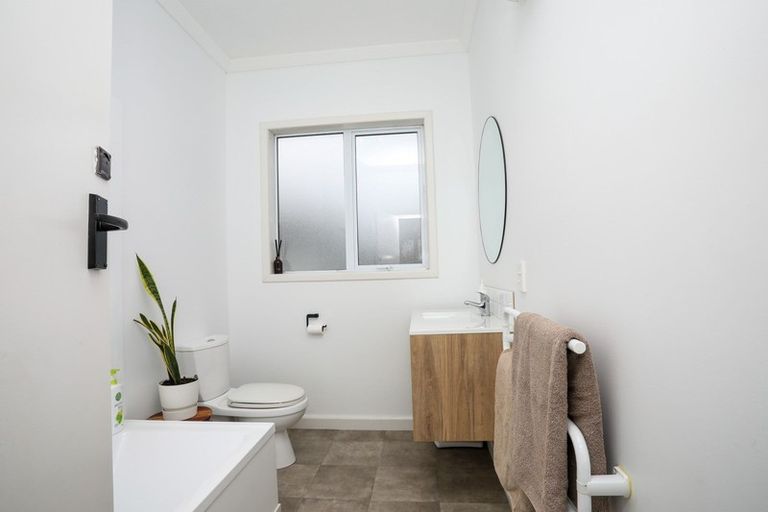 Photo of property in 31 Highfield Terrace, Newfield, Invercargill, 9812