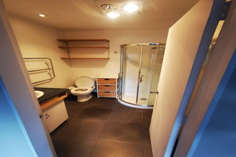 Photo of property in 58 Frobisher Street, Island Bay, Wellington, 6023