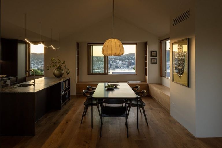 Photo of property in 41a The Crescent, Roseneath, Wellington, 6011