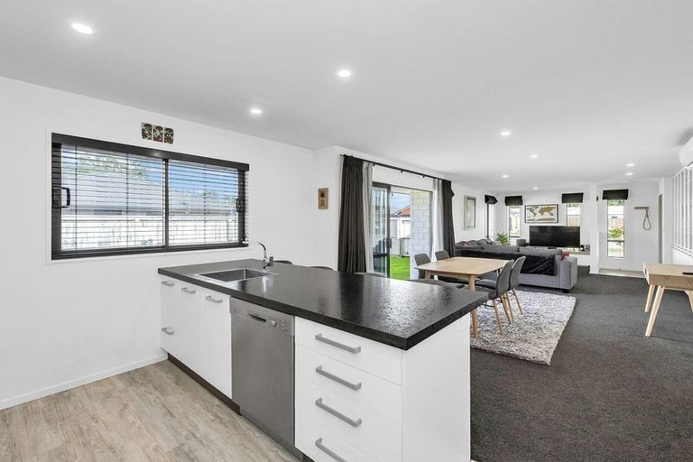 Photo of property in 9 Dynes Road, Rolleston, 7615