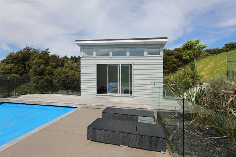 Photo of property in 28d Tram Valley Road, Swanson, Auckland, 0614