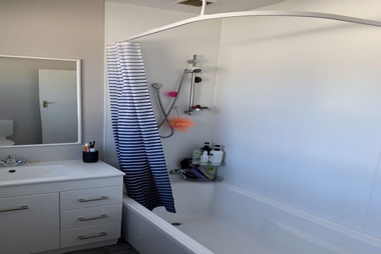 Photo of property in 15 Kellys Road, Mairehau, Christchurch, 8052