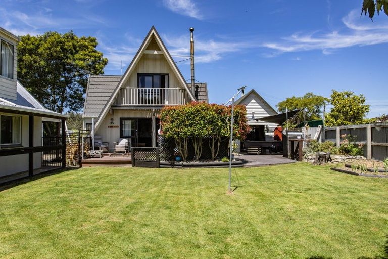 Photo of property in 17 Wellington Street, Ashley, Rangiora, 7477