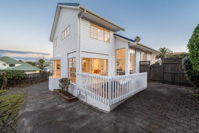 Photo of property in 8 Covina Place, Somerville, Auckland, 2014