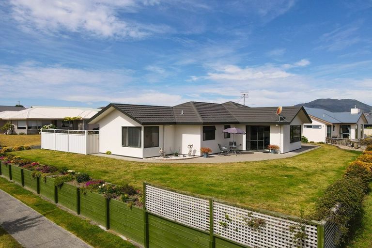 Photo of property in 15 Whetu Place, Nukuhau, Taupo, 3330