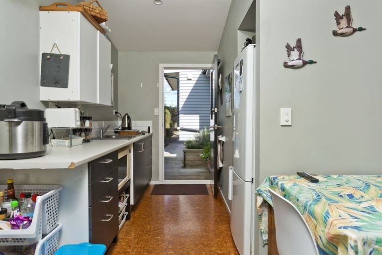 Photo of property in 1/204 Beach Haven Road, Beach Haven, Auckland, 0626