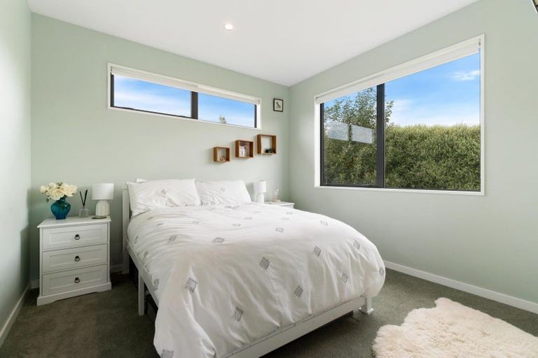 Photo of property in 28 Minaret Ridge, Wanaka, 9305