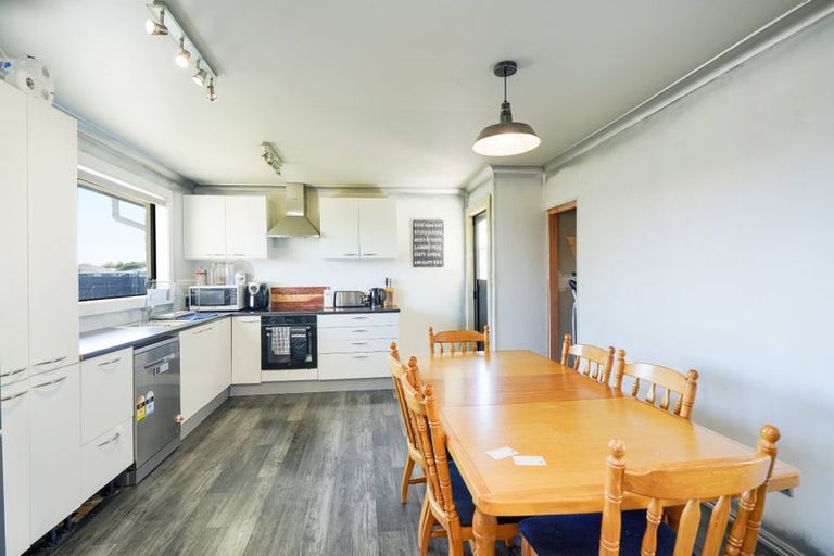 Photo of property in 39 Chesney Place, Heidelberg, Invercargill, 9812