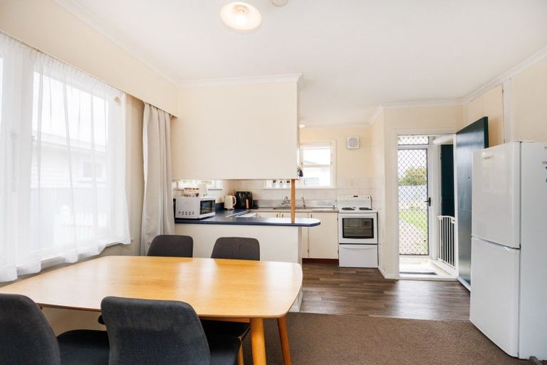 Photo of property in 17 Kaituna Street, Milson, Palmerston North, 4414