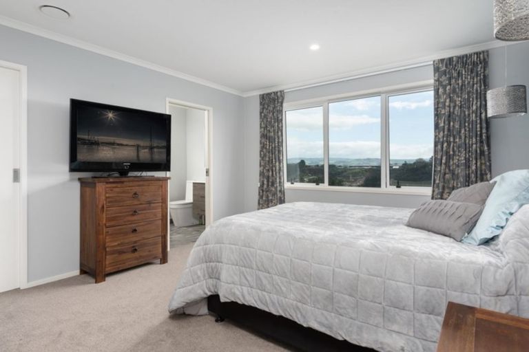Photo of property in 21 Robley Road, Pyes Pa, Tauranga, 3112