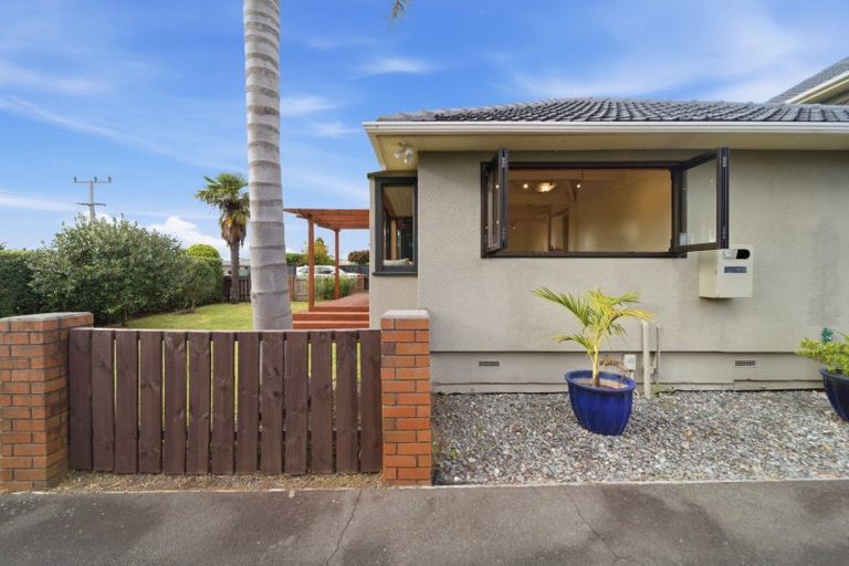 Photo of property in 284a Otumoetai Road, Otumoetai, Tauranga, 3110