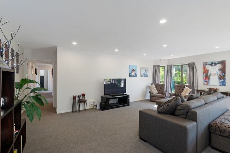 Photo of property in 3 Pinaster Place, Parklands, Christchurch, 8083