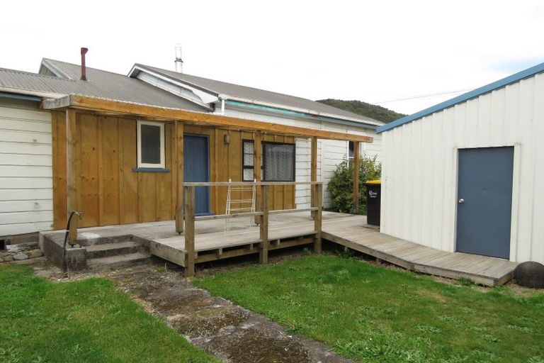 Photo of property in 8 Ranft Street, Reefton, 7830