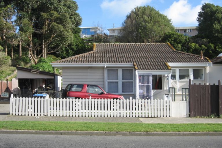 Photo of property in 58 Hampshire Street, Cannons Creek, Porirua, 5024