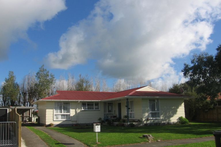 Photo of property in 14 Egmont Place, Westbrook, Palmerston North, 4412