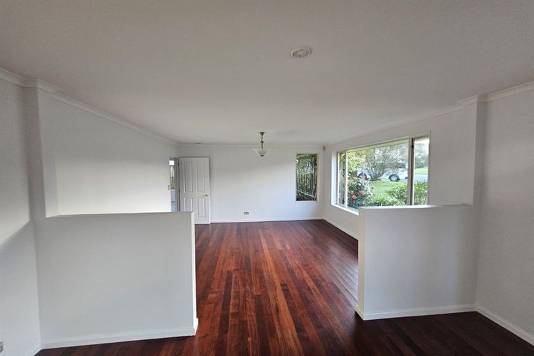 Photo of property in 2 Etwall Court, Dannemora, Auckland, 2016