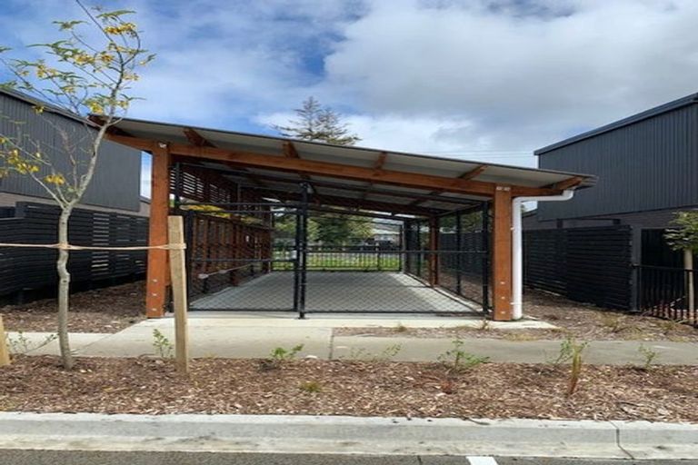 Photo of property in 6 Hoopers Road, Glen Eden, Auckland, 0602