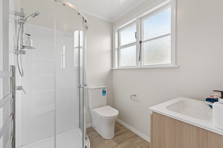 Photo of property in 18 Rennie Street, Green Island, Dunedin, 9018