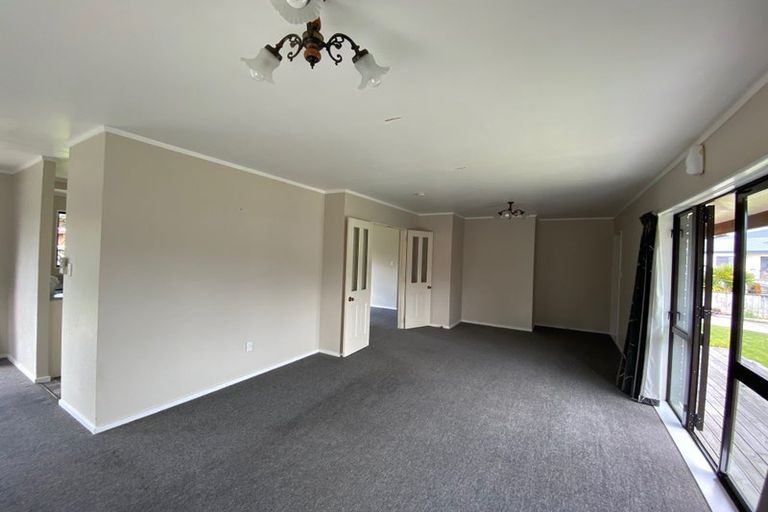 Photo of property in 5 Essendon Court, Glenview, Hamilton, 3206