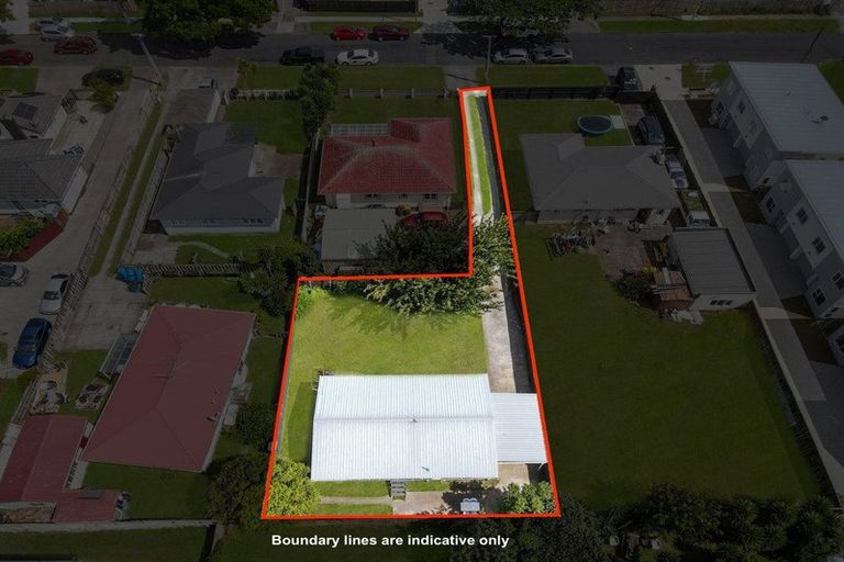 Photo of property in 2/17 Kent Road, Manurewa, Auckland, 2102