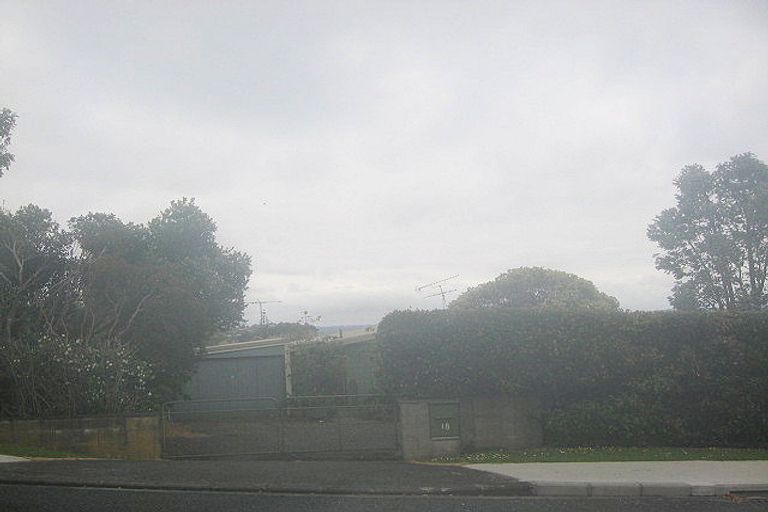 Photo of property in 18 Beach Road, Manly, Whangaparaoa, 0930