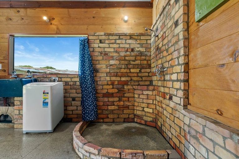 Photo of property in 56 Mcgregor Road, Clevedon, Papakura, 2582