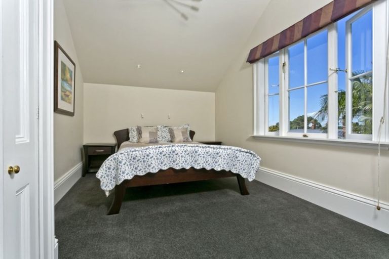 Photo of property in 1 Mozeley Avenue, Devonport, Auckland, 0624