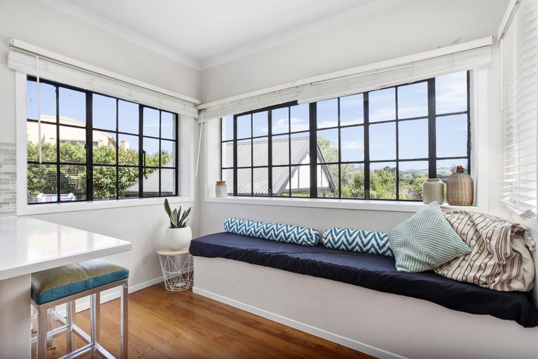 Photo of property in 855 State Highway 16, Waimauku, 0812