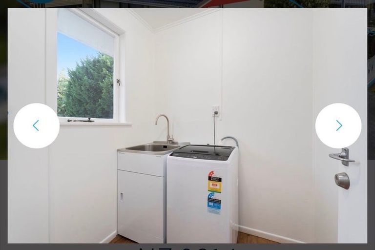 Photo of property in 21 Arlette Place, Massey, Auckland, 0614