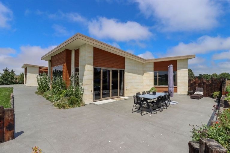 Photo of property in 137 Rocky Hundreds Road, Fairview, Timaru, 7972