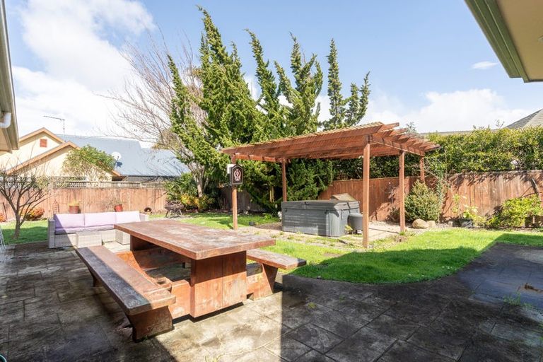 Photo of property in 49 Cairns Crescent, Rototuna, Hamilton, 3210